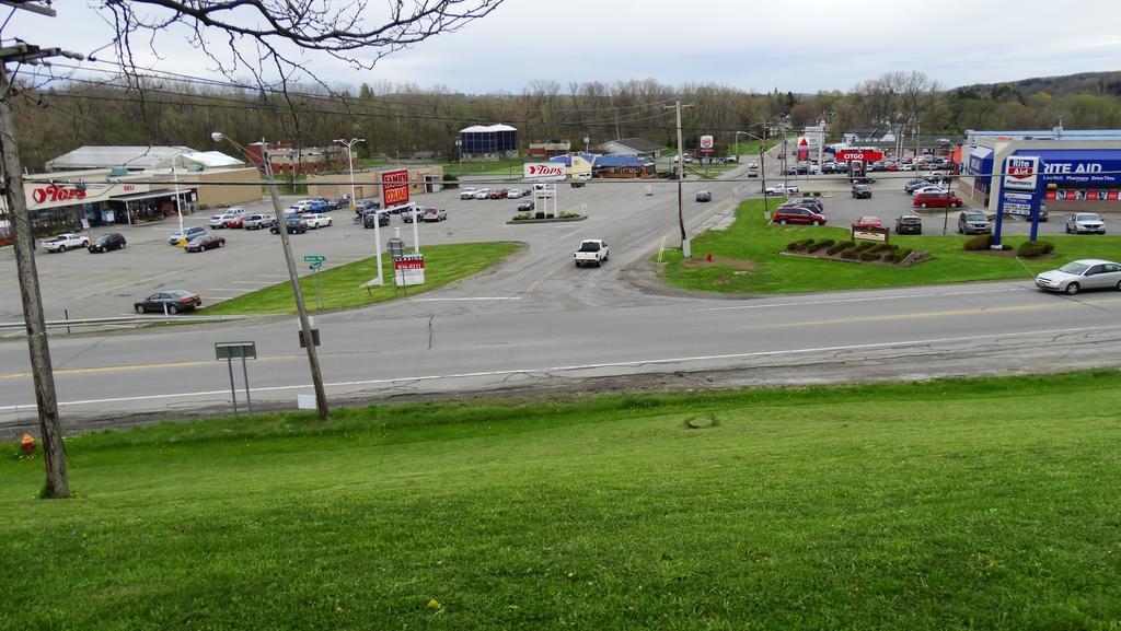 Attican Motel - Attica - Batavia - Warsaw - Darien Lake ภายนอก รูปภาพ