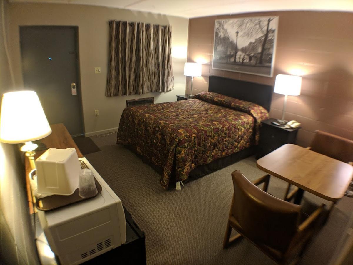 Attican Motel - Attica - Batavia - Warsaw - Darien Lake ภายนอก รูปภาพ
