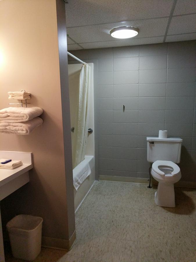 Attican Motel - Attica - Batavia - Warsaw - Darien Lake ภายนอก รูปภาพ
